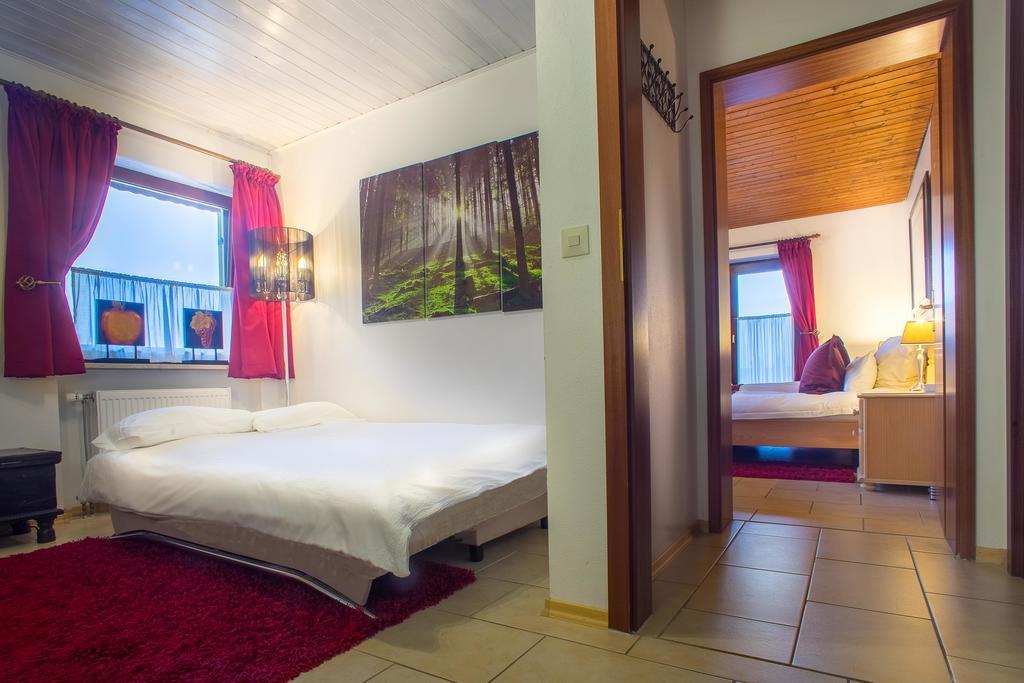 Hotel Garni Zeranka Рупольдинг Экстерьер фото